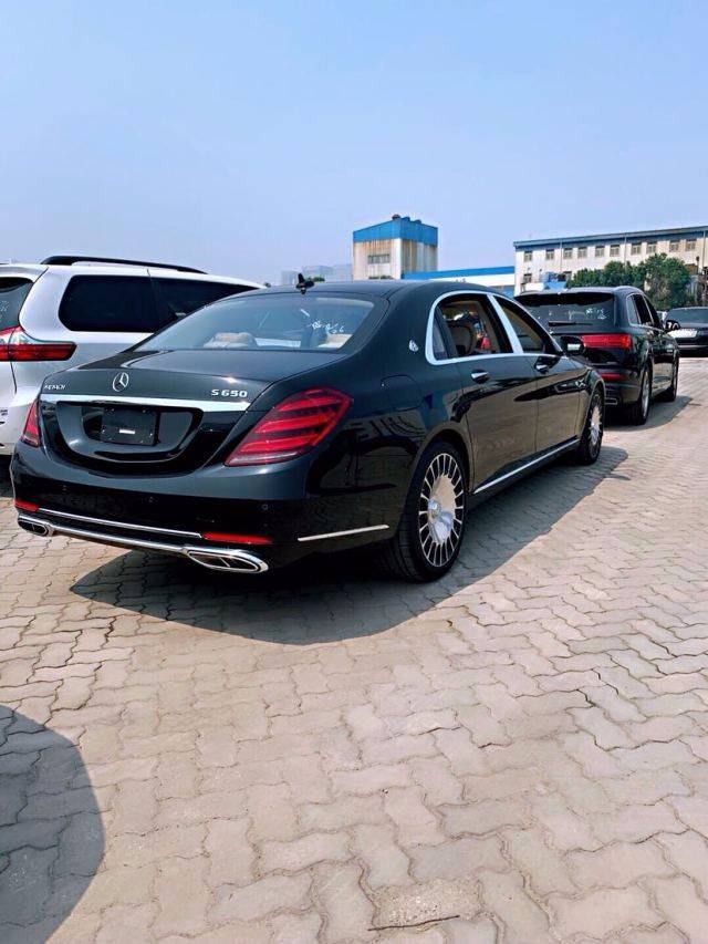奔驰迈巴赫s560轿车时尚驾驭天津劲促