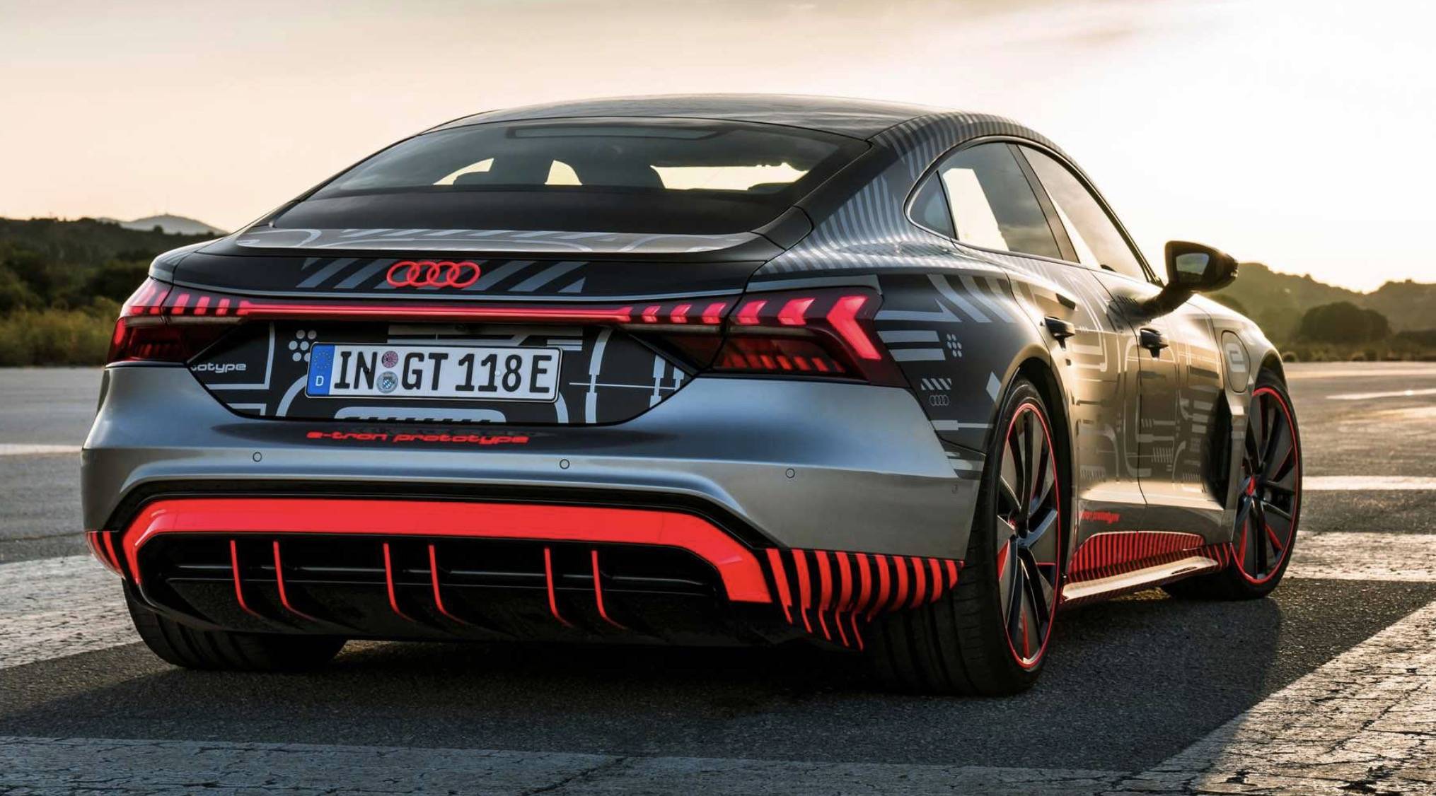 奥迪的新时代性能车 e-tron gt正式量产下线