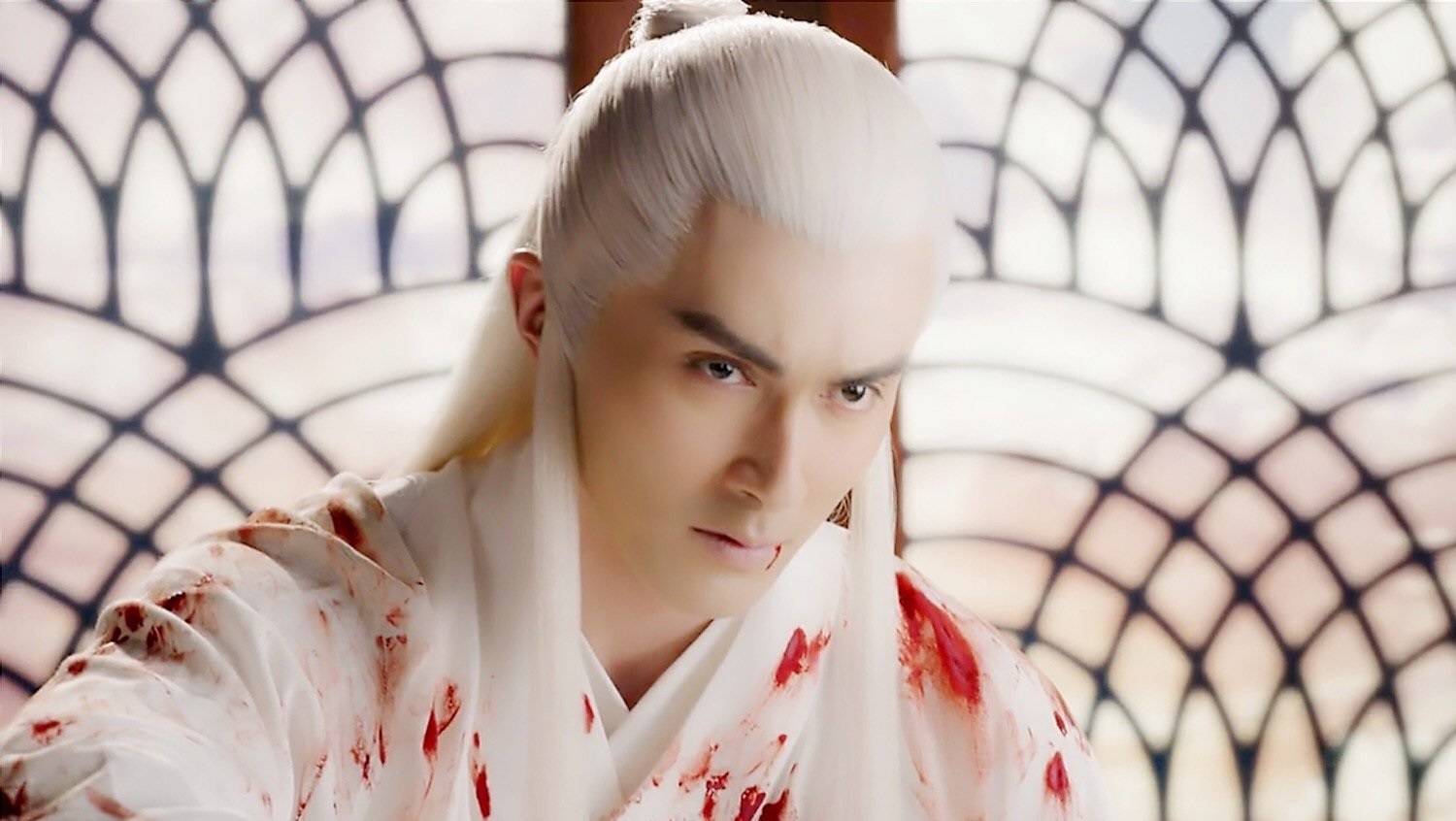 魏无羡泣血坠崖,禹司凤吐血,谁的战损妆戳到了你?_帝君