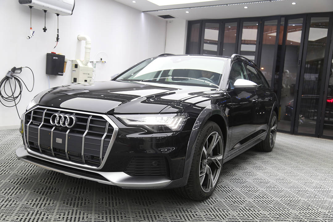 奥迪a6落地70公里改轮毂 360全景 银耳后视镜壳 全车xpel车衣