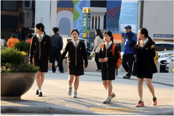 国内高中生申请国外大学_高中生申请国外留学_申请国外高中条件
