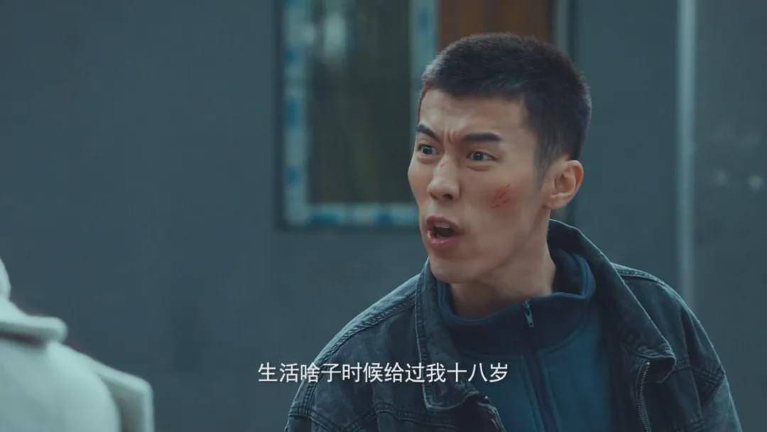 如何看待迷雾追踪被刷一星太冤呢