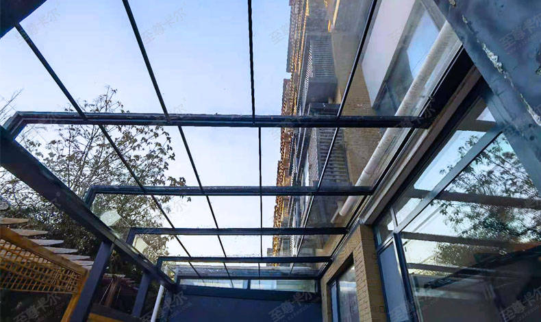 至尊卡尔移动阳光房