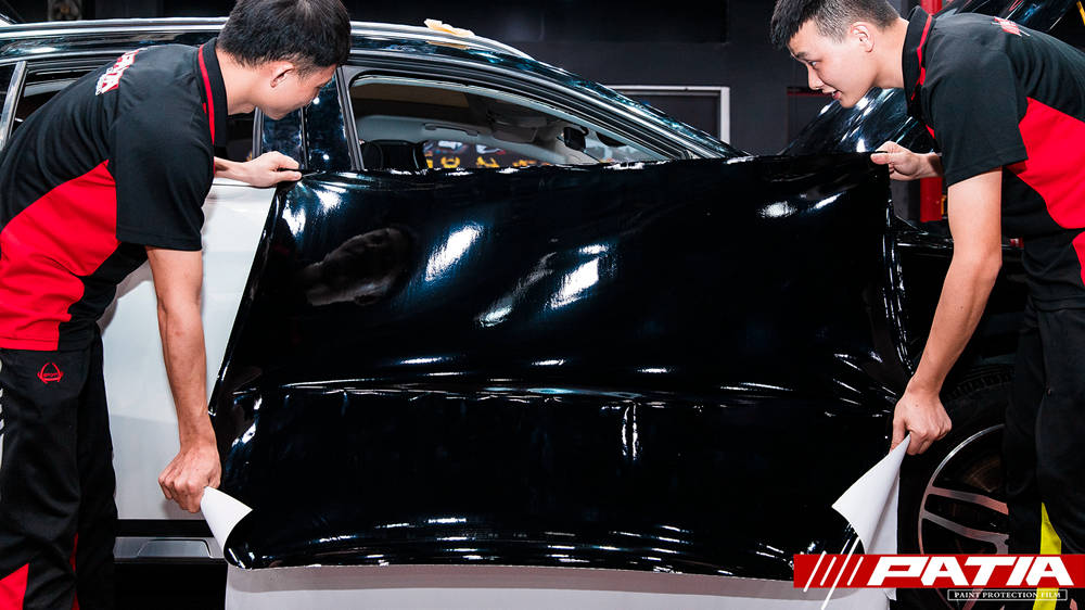 奔驰gla200亮光黑改色贴膜效果图,南昌奇诺汽车贴膜专注汽车改色贴膜