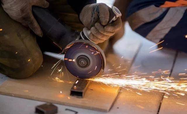 焊工搞气割这26条经验千万要牢记,一言不合就爆炸!_手机搜狐网