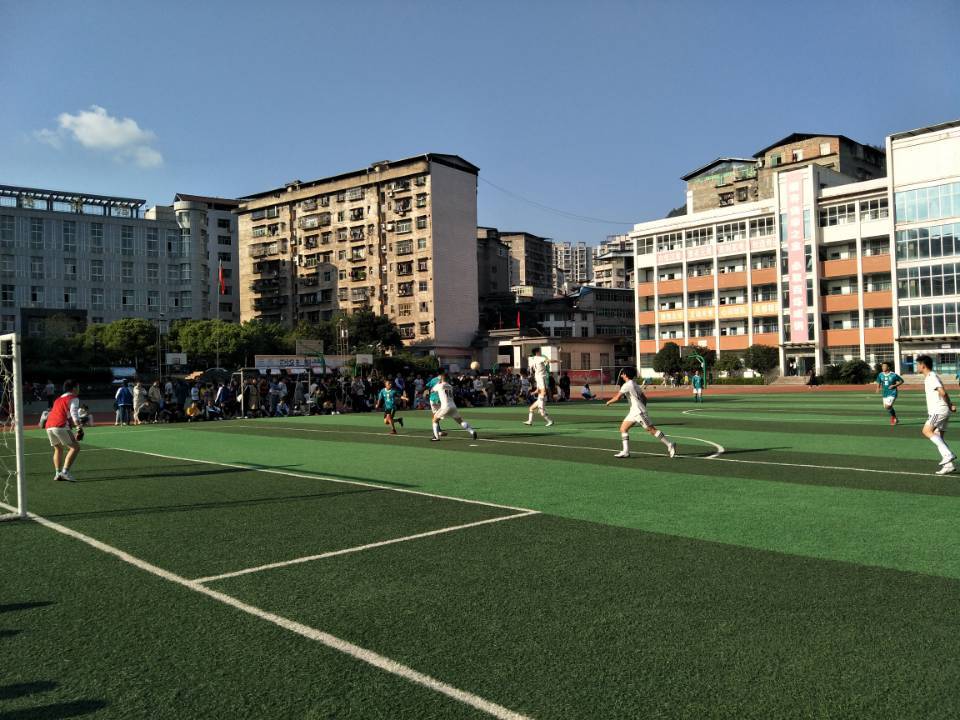 平昌二中校园足球俱乐部联赛完美收官_手机搜狐网