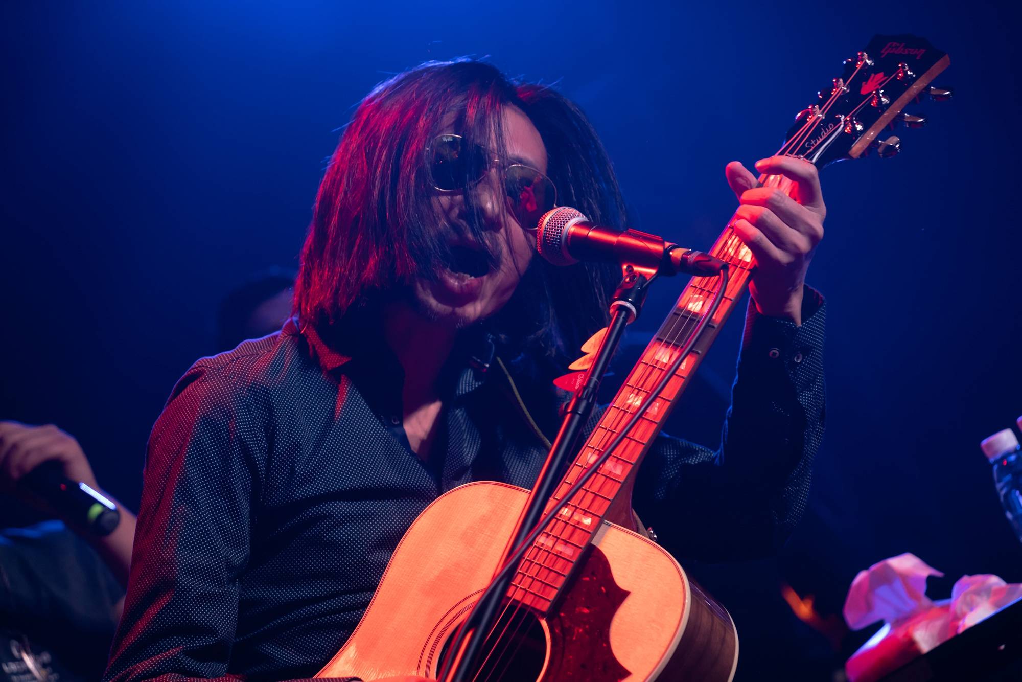 谢天笑唱谈会惊喜不断为济南新婚乐迷送祝福