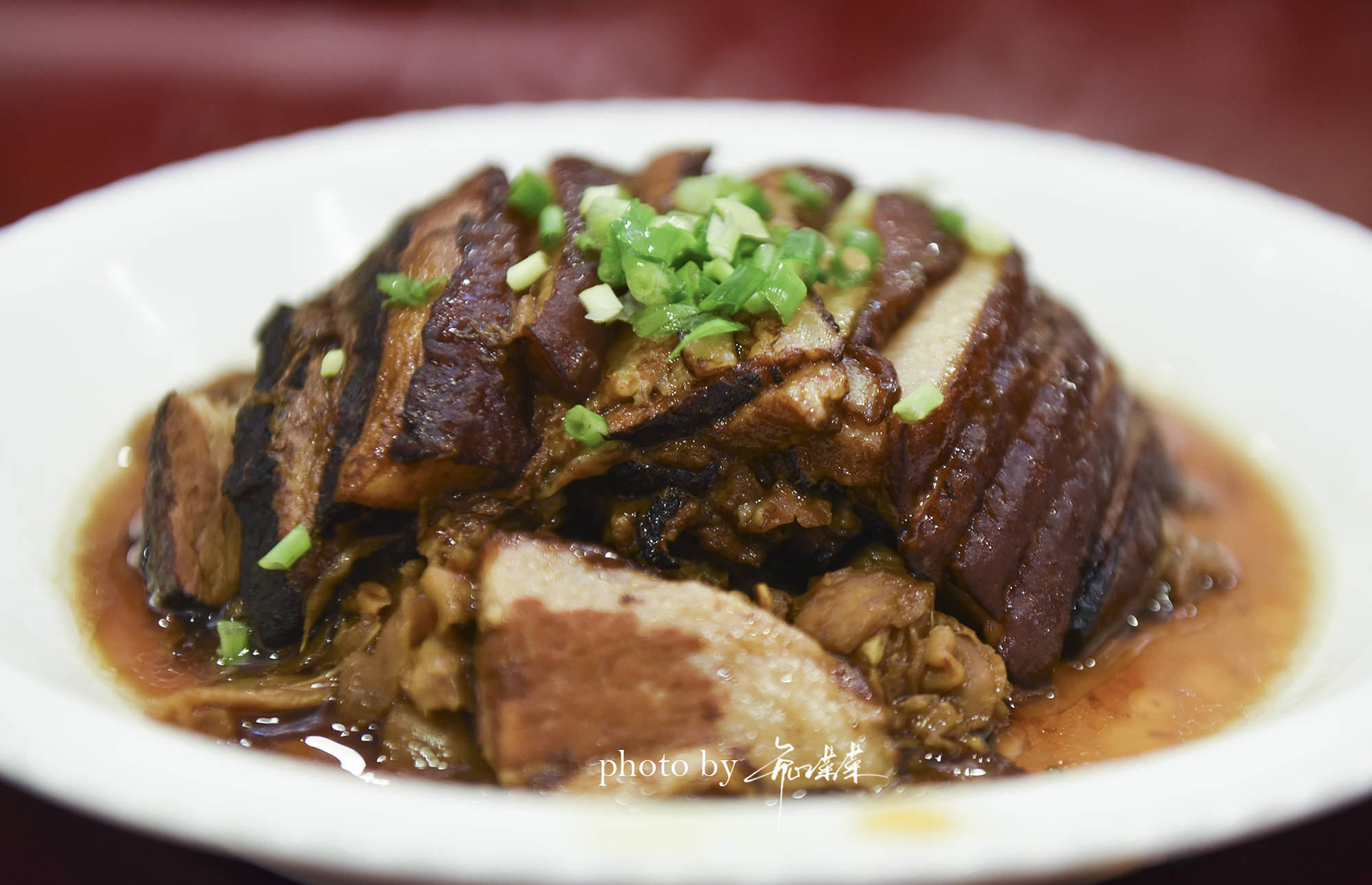 贵州镇远古城有3家富户,2户当官1户经商,经商的家里堆满宝贝