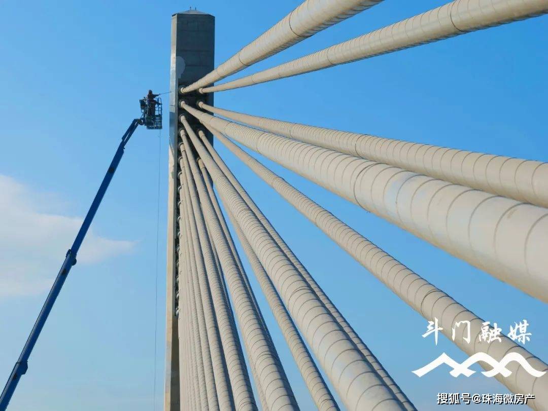 最新双湖路跨鸡啼门特大桥或元旦前通车现场曝光