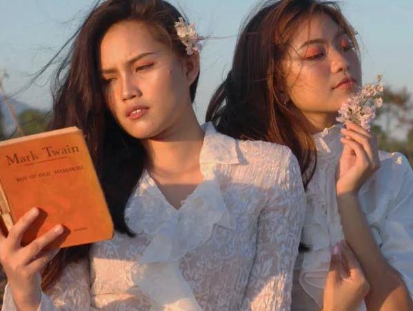 爱慕虚荣的女人有哪些表现吧