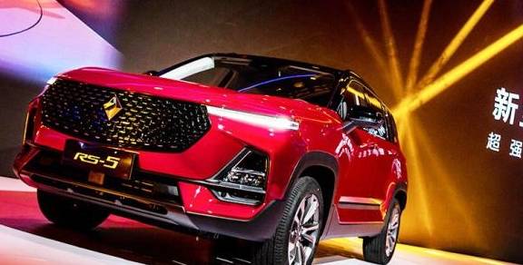 中国神车新宝骏首款车型发布未来要打造成智慧出行服务商