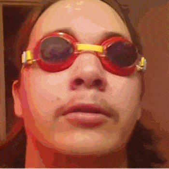 原创搞笑gif段子哎呀你好烦人我生气了再烦我就咬你呢你是魔鬼吗