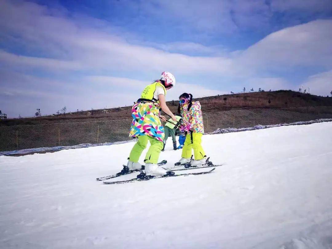 冬日想滑雪？看看贵州都有哪些好玩的滑雪场！