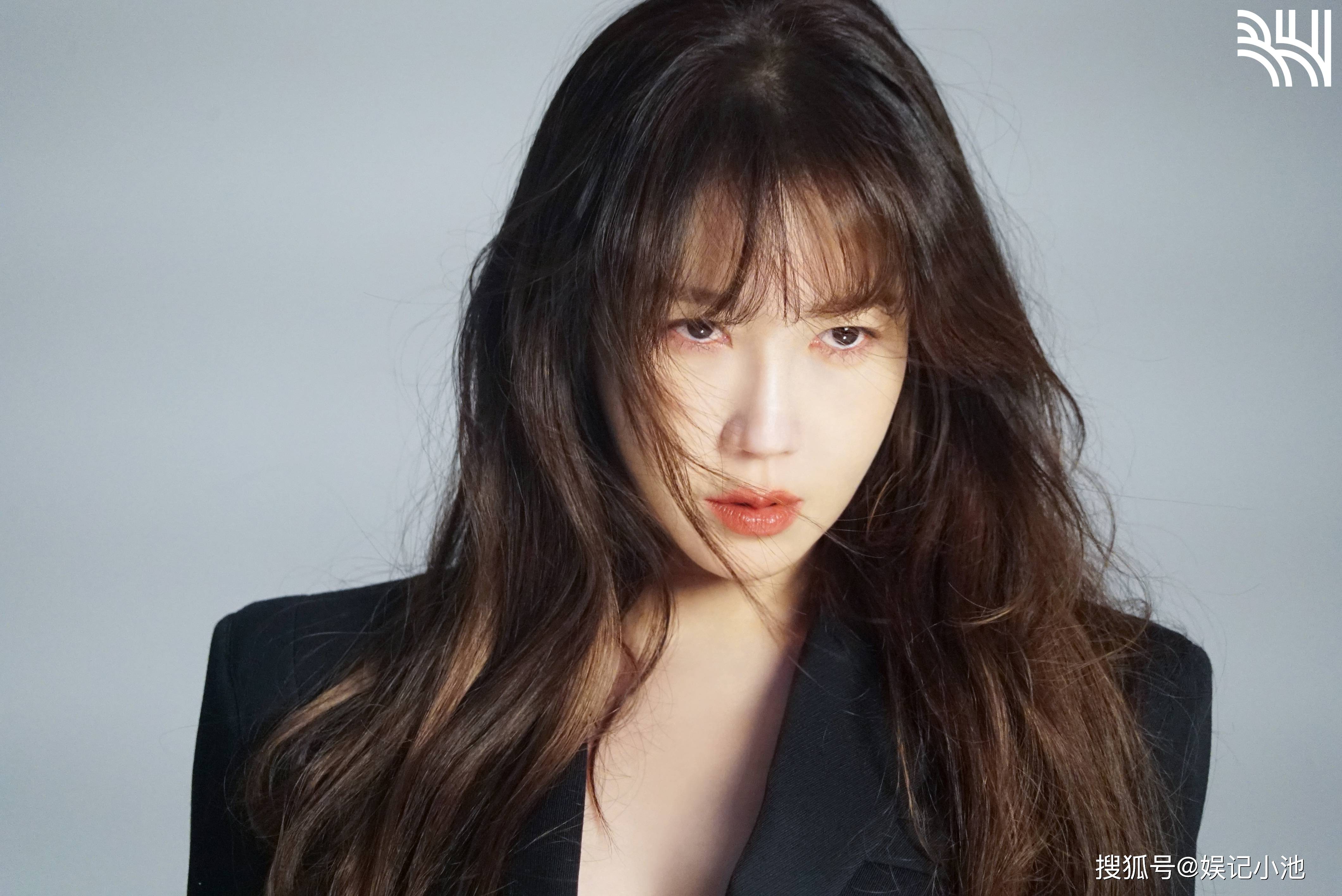 与韩国"文化总统"隐婚14年,让顶流当小三:她是女神还是绿茶?_李智雅