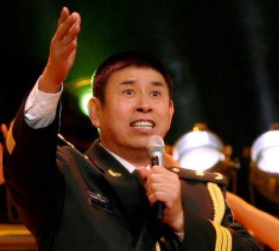 程志也逐渐走出了失败的婚姻生活,并再次与歌手王秀芬一起进入婚姻