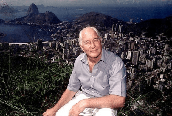 比格斯在巴西的潇洒可把英国警方气坏了,1997年,在终于签订了引渡协议