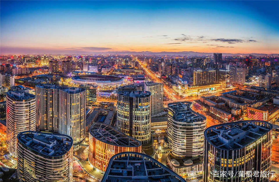 中国最受欢迎二线城市：最佳旅游城市前十，年游客量近8000万人次