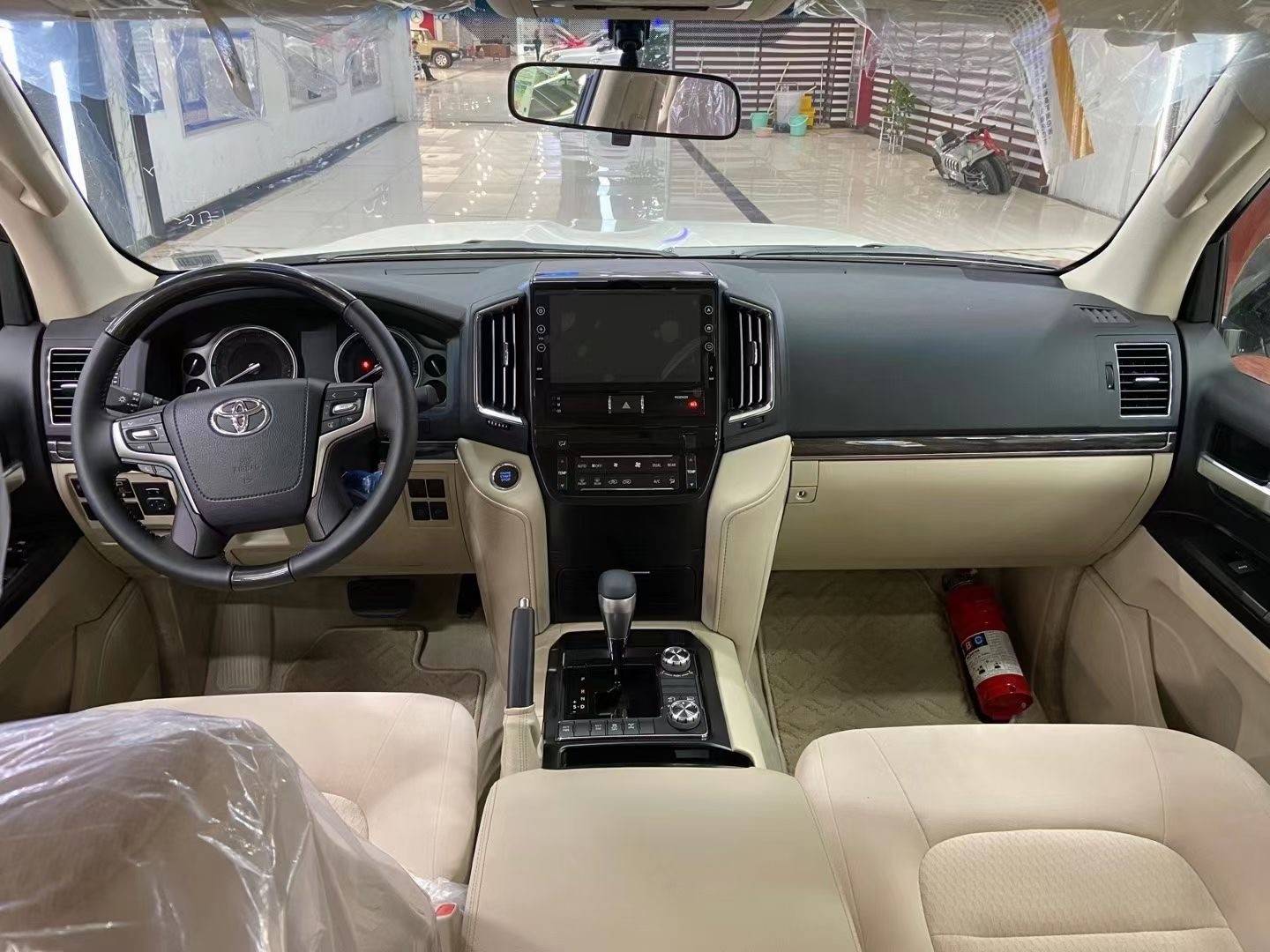 丰田兰德酷路泽5700现车 v8陆巡vxs限量版