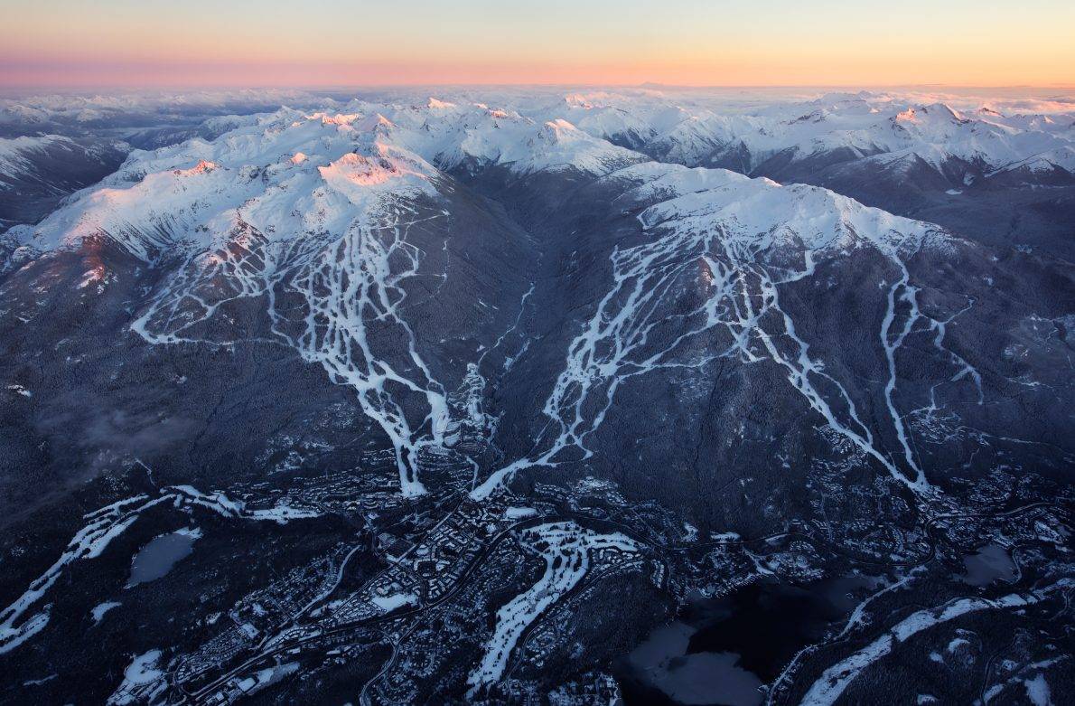 加拿大顶级滑雪胜地Top8