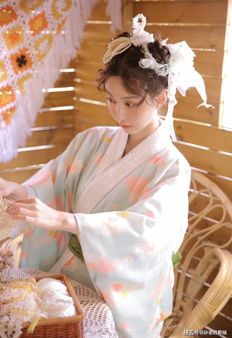 和服小姐姐手机壁纸