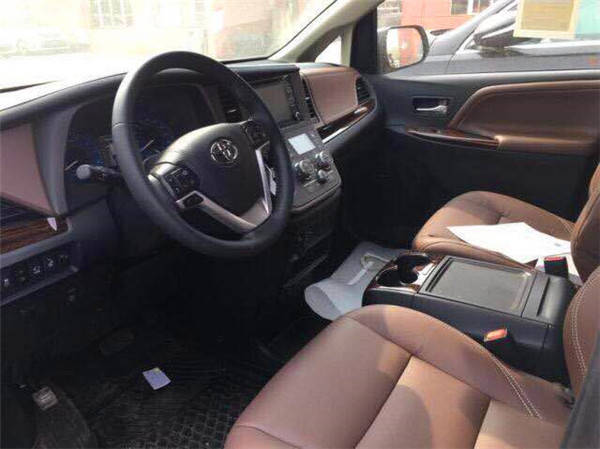 2020款丰田塞纳行情报价给力促销手续正规