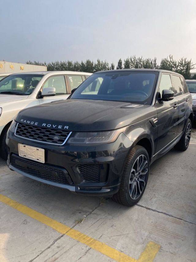 2020款路虎揽胜运动版价格 功能suv性能出众