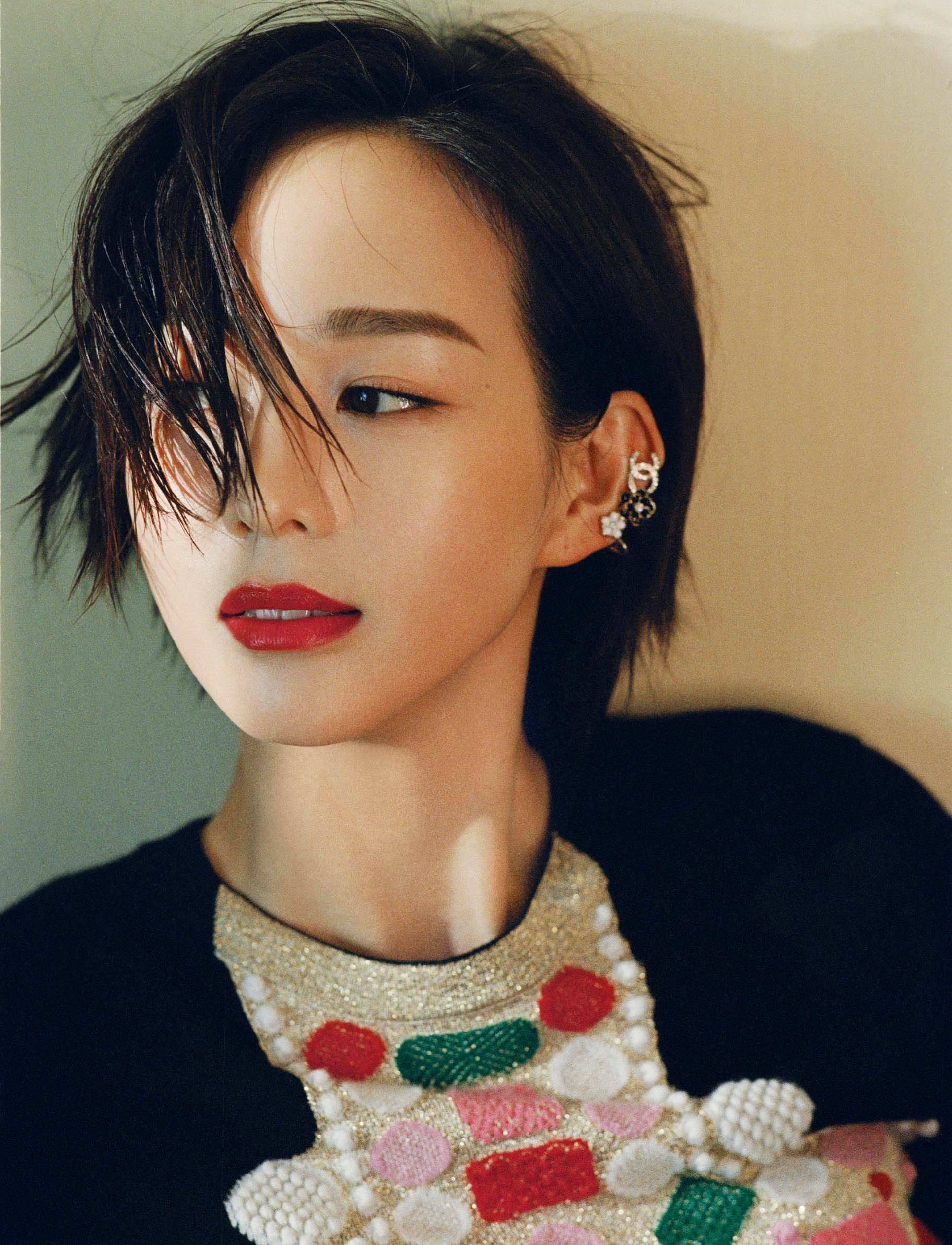 张钧甯新年红妆大片 浪漫摩登slay全场