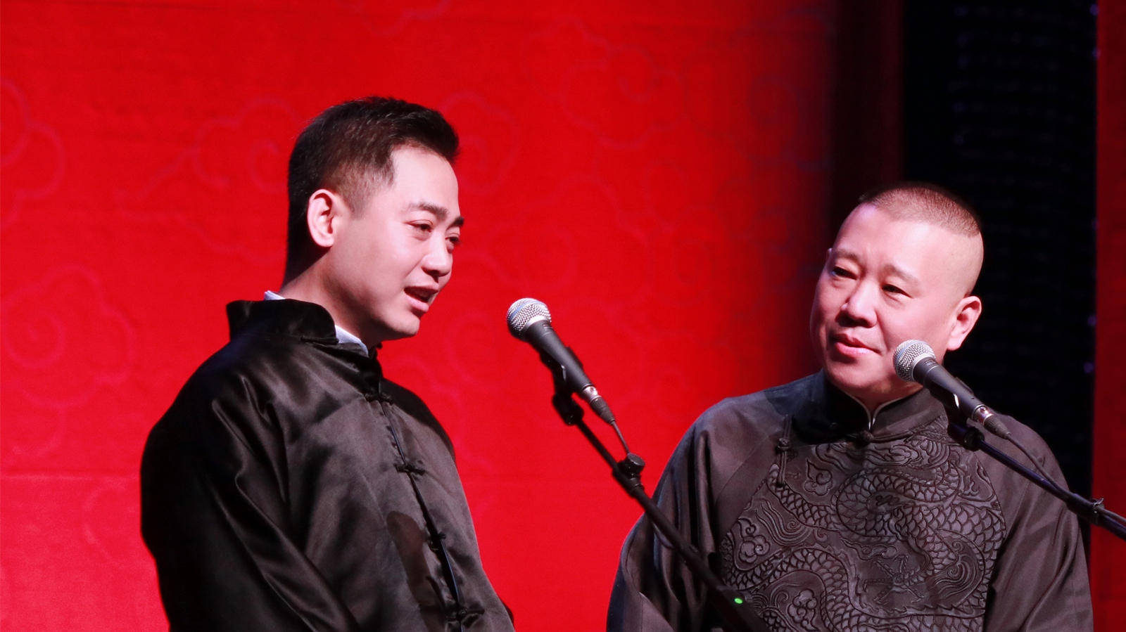 孔云龙会上《欢乐喜剧人》吗?显然不可能,因为郭德纲要保秦霄贤