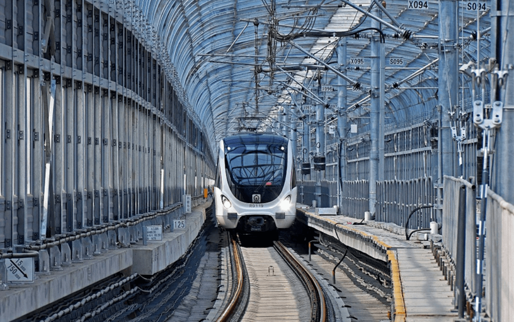 济南地铁r1线联通西客站(资料图)