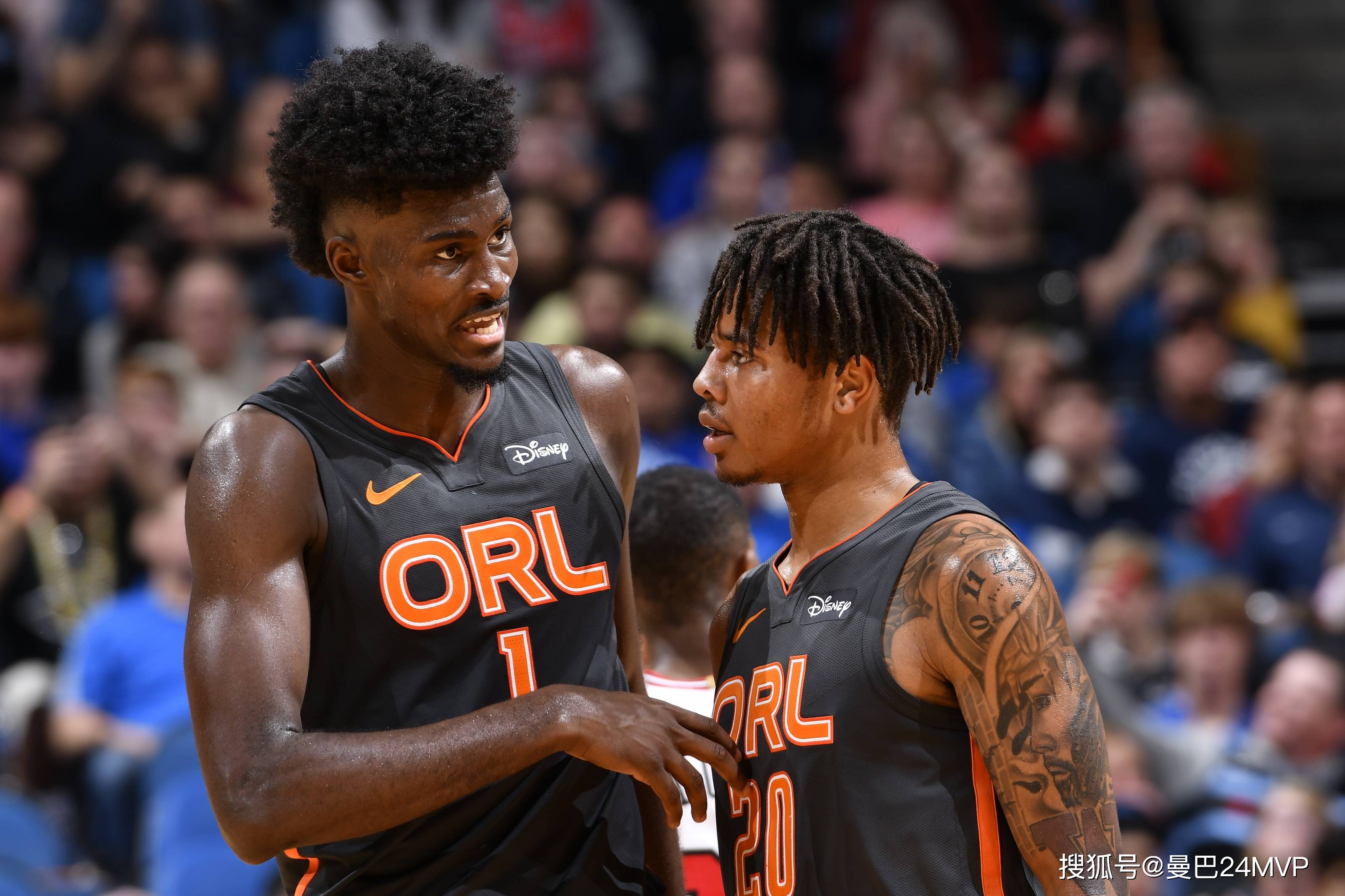 富尔茨左膝前十字韧带撕裂赛季报销,状元郎真是命途多舛