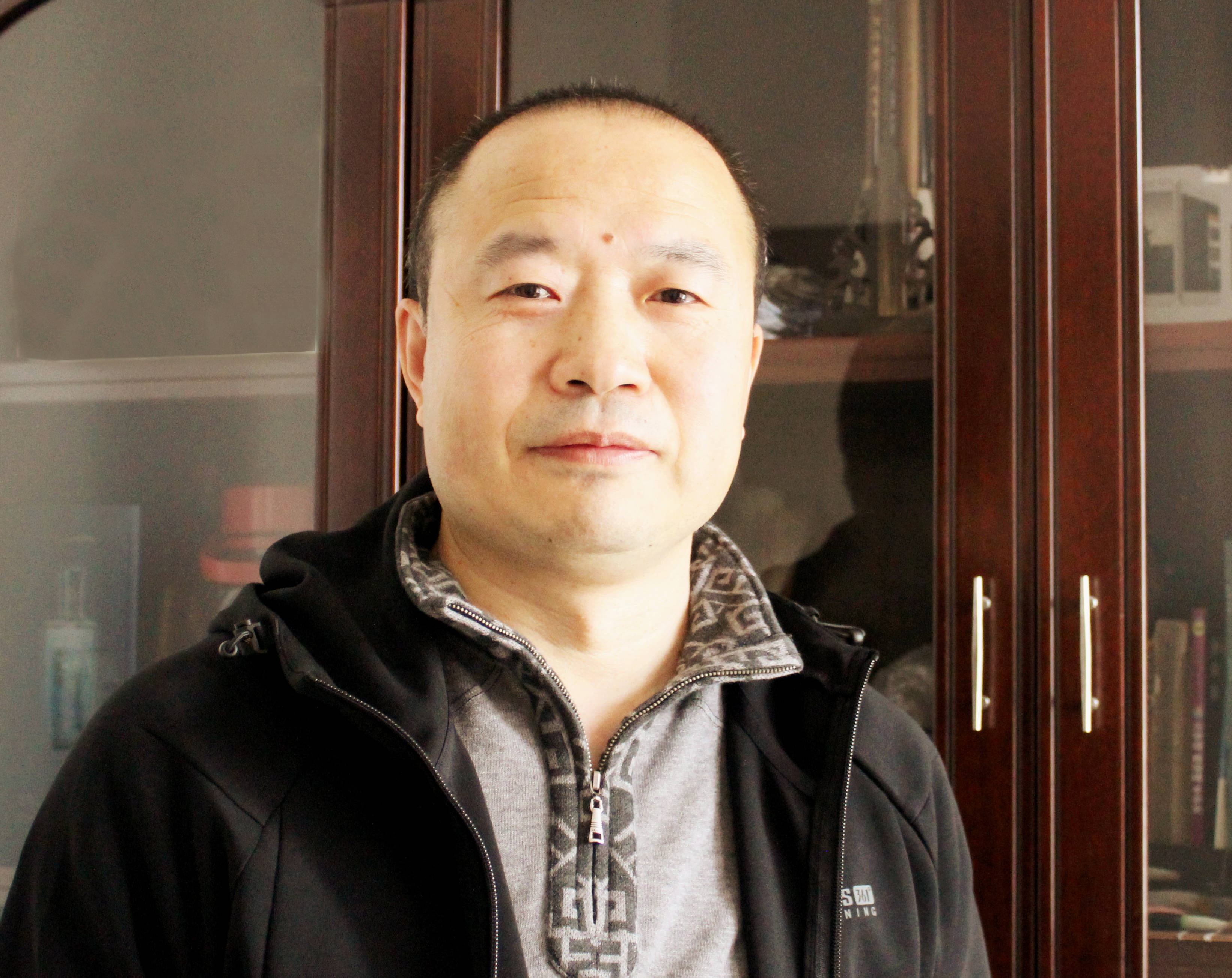 艺术人物当代国画花鸟画家何涛