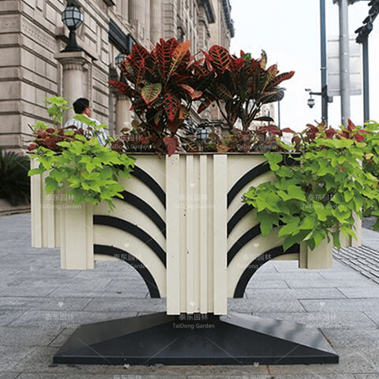 垂直绿化花箱什么材质的比较好?