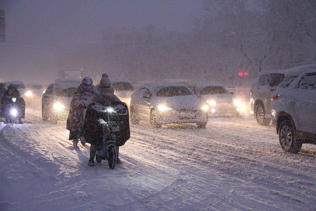 "北极圈分圈:山东大范围暴雪袭城