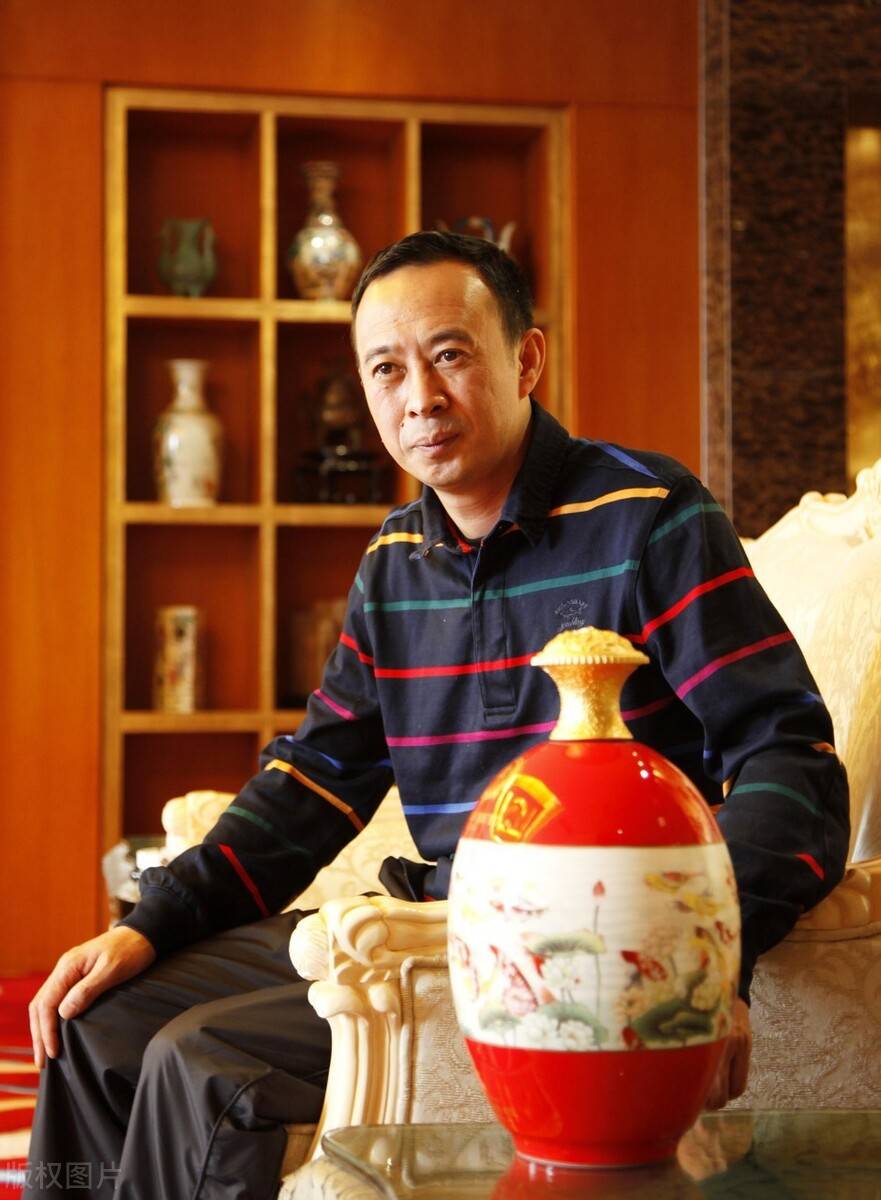 是出了群富,共有9人登上2020年胡润百富,杨廷栋和张雨柏都是80亿元