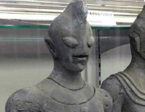 原创奥特曼出土文物鉴赏迪迦的霸气真实还有冰种翡翠