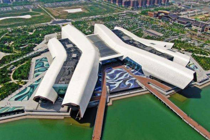 天津耗资28亿的新地标，比肩天津之眼，被称海洋上的故宫
