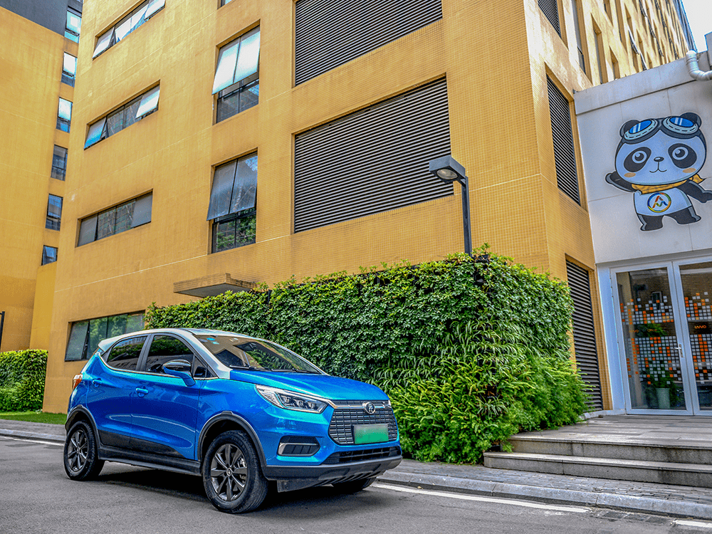 当2021年和寒流一起到来,在泼水成冰的天气里被各种"年终盘点","新年