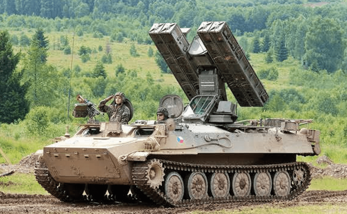 俄罗斯再获新防空导弹,成功试射摧毁过个目标,展示良好性能_手机搜狐