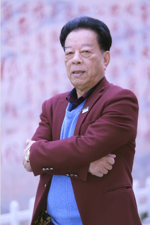 林常平黑夜给了我逐光的眼