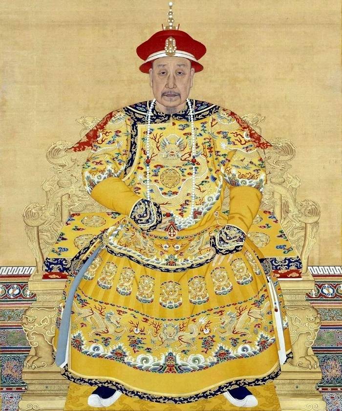 雍正帝最荒唐儿子,在朝堂打架喜欢给自己办丧事,险些被乾隆处死