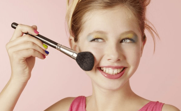 女生怎么样才可以长喉结 6f86a8420884403396d1fecf93ce3bf3.png