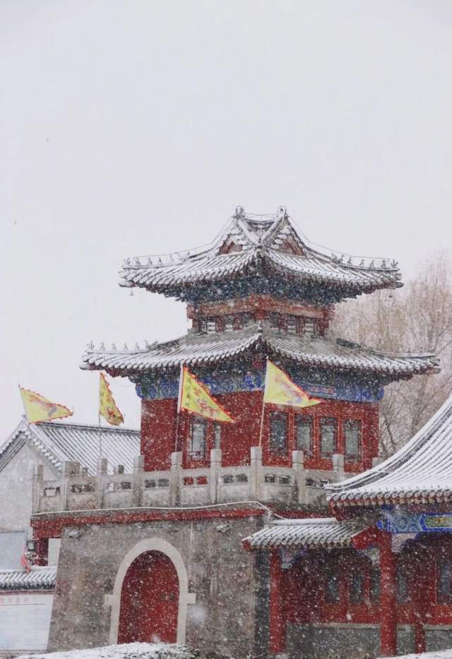 你绝不可辜负的山东第一大山 冬天惊现 冰瀑布 壮观迷人 仙境无疑 蒙山