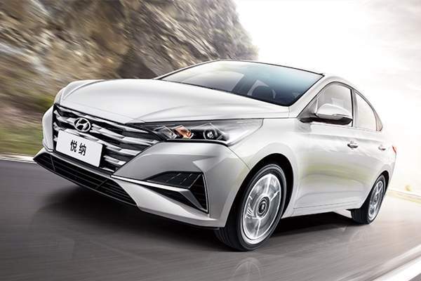 10万纠结次配卡罗拉,不如拿下这4款家用车,10万有余!