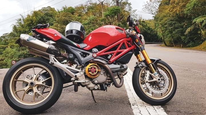 杜卡迪monster1100s老车开箱