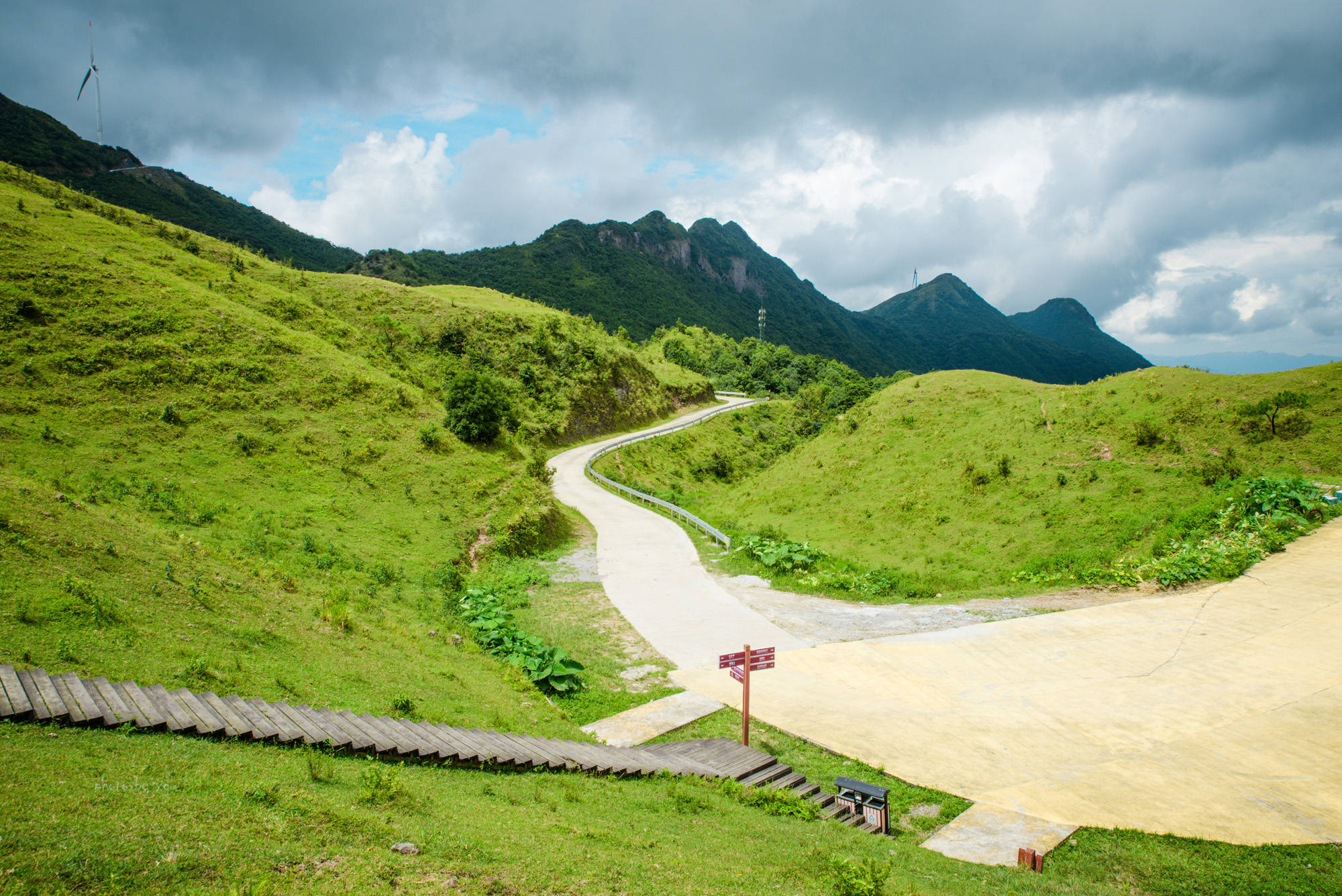 原创广西梧州有一处风光迷人的山地景致游客不多且风景优美极小众