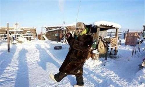 世界最冷的一个村庄，生理问题不好解决，人均寿命100岁