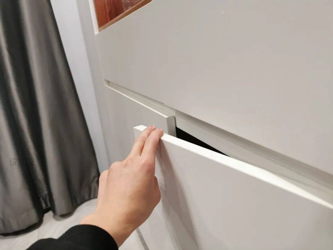 无拉手柜门怎么开?看了这些无拉手设计,真是佩服设计师们的脑洞_把手