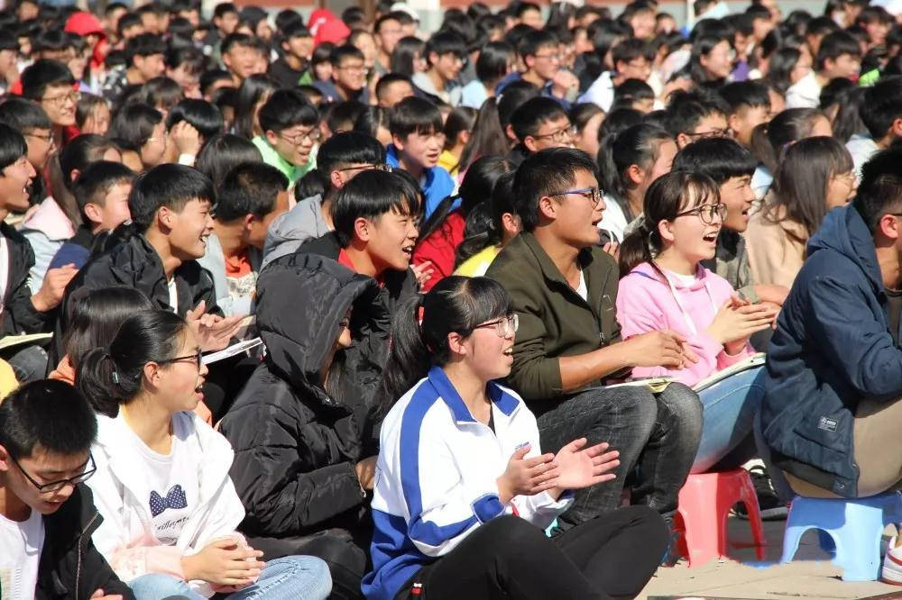 徐跃斌老师云南省宣威市长征中学高三高考励志演讲会