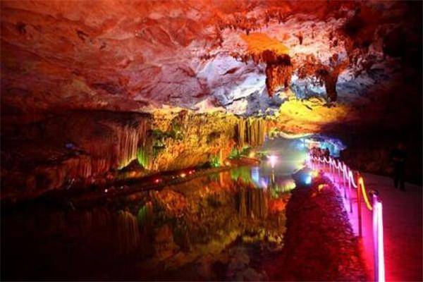 咸宁10大最好玩的地方，隐水洞和赤壁古战场必去，九宫山也别错过