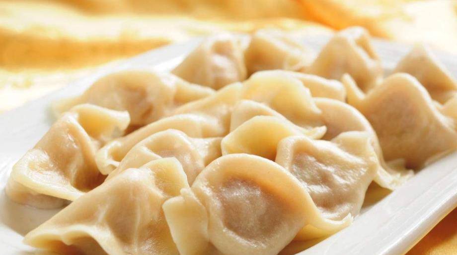 羊肉馅饺子怎么调馅好吃又嫩视频 612c2365178543a7a3ed36d2bca8db57.jpeg